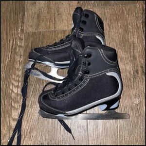 Jackson Ultima SOFTEC Ice Skates